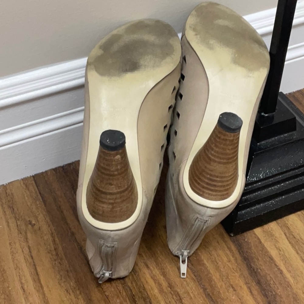 Nine West booties - Picture 3 of 5
